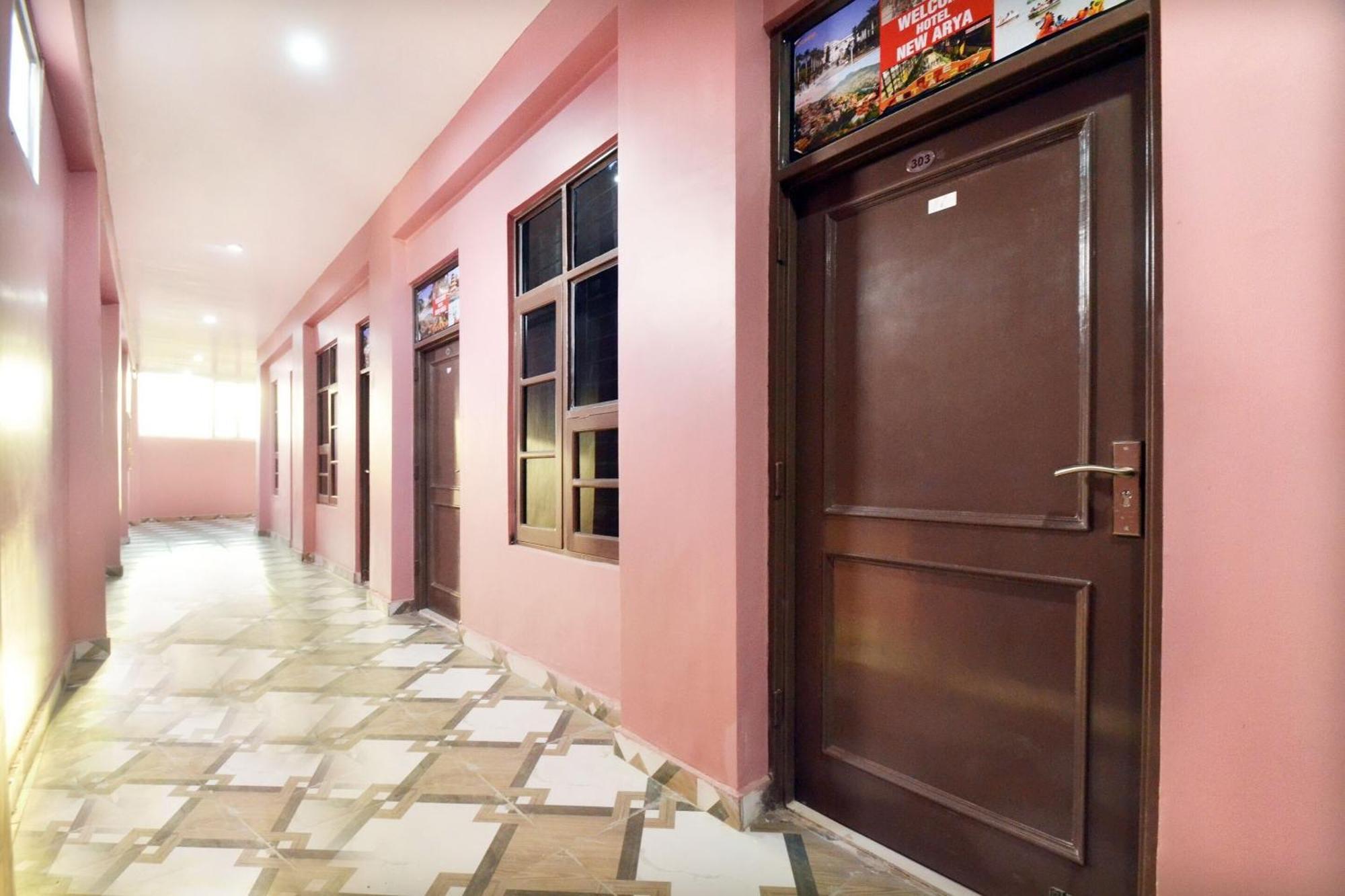 Hotel O Galaxy Nayagaon Kültér fotó
